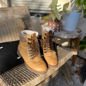 Roolee Brown Winter Boots with Fur Lining